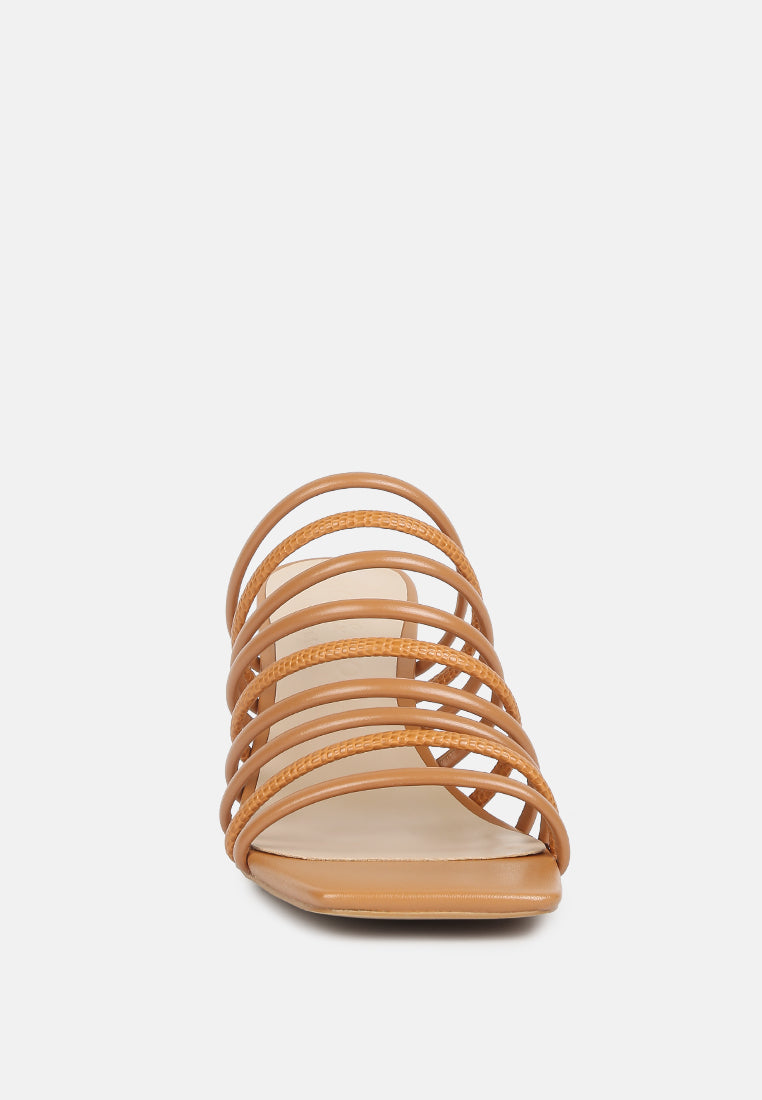 women strappy slip on sandals#color_tan