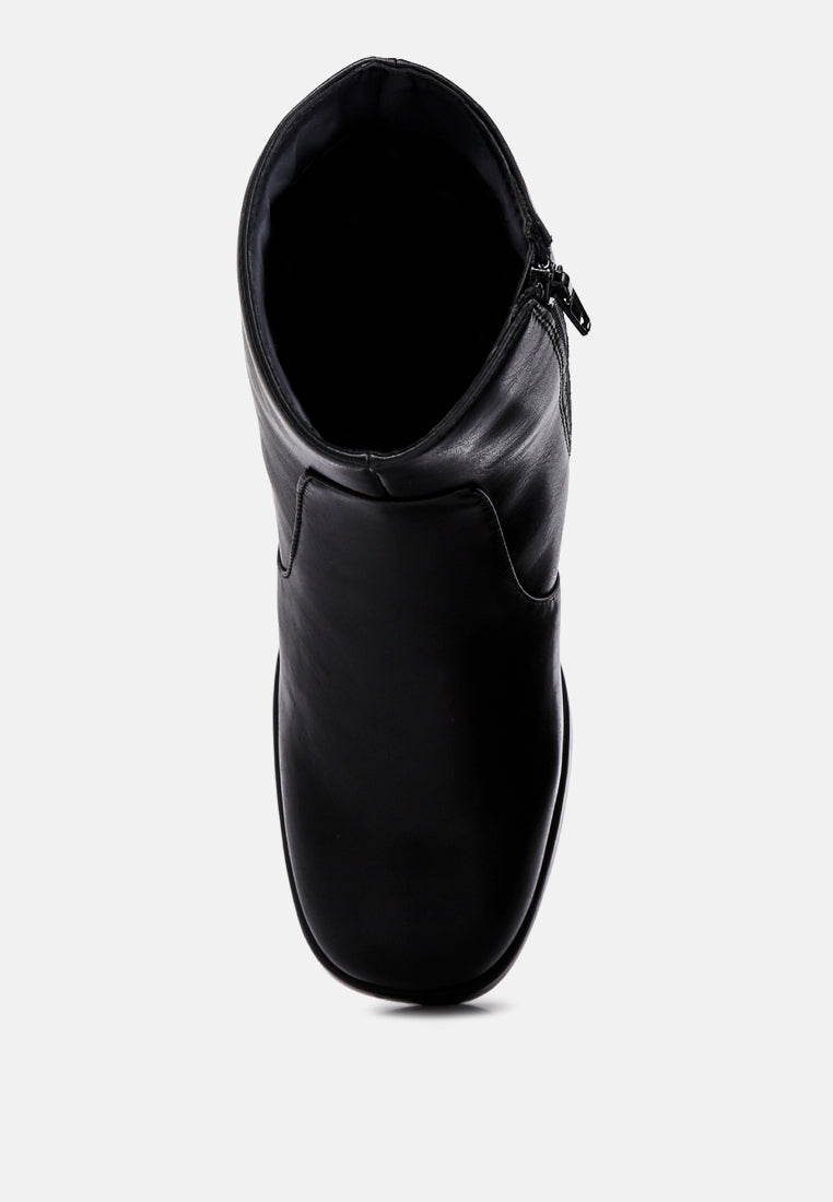 women faux leather side zipper closure boots#color_black