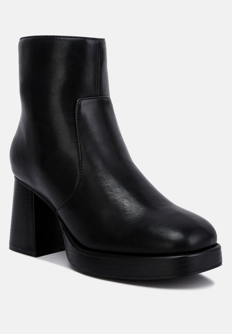 women faux leather side zipper closure boots#color_black
