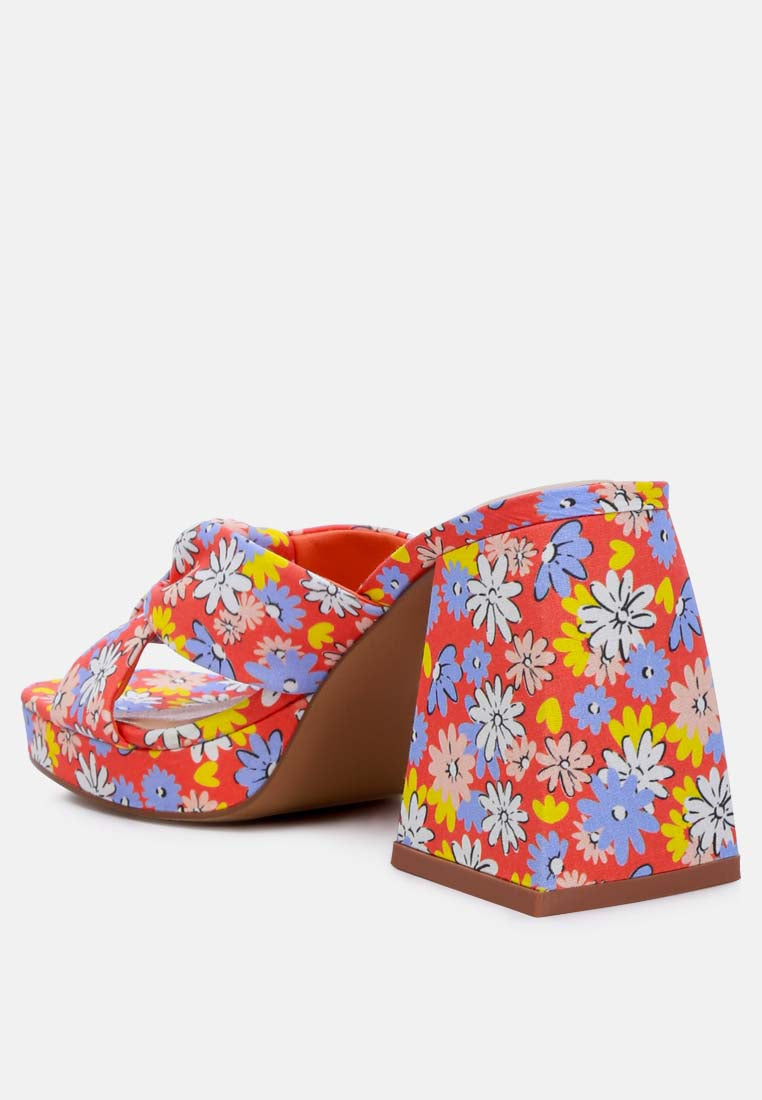 floral triangular block heel sandals#color_red