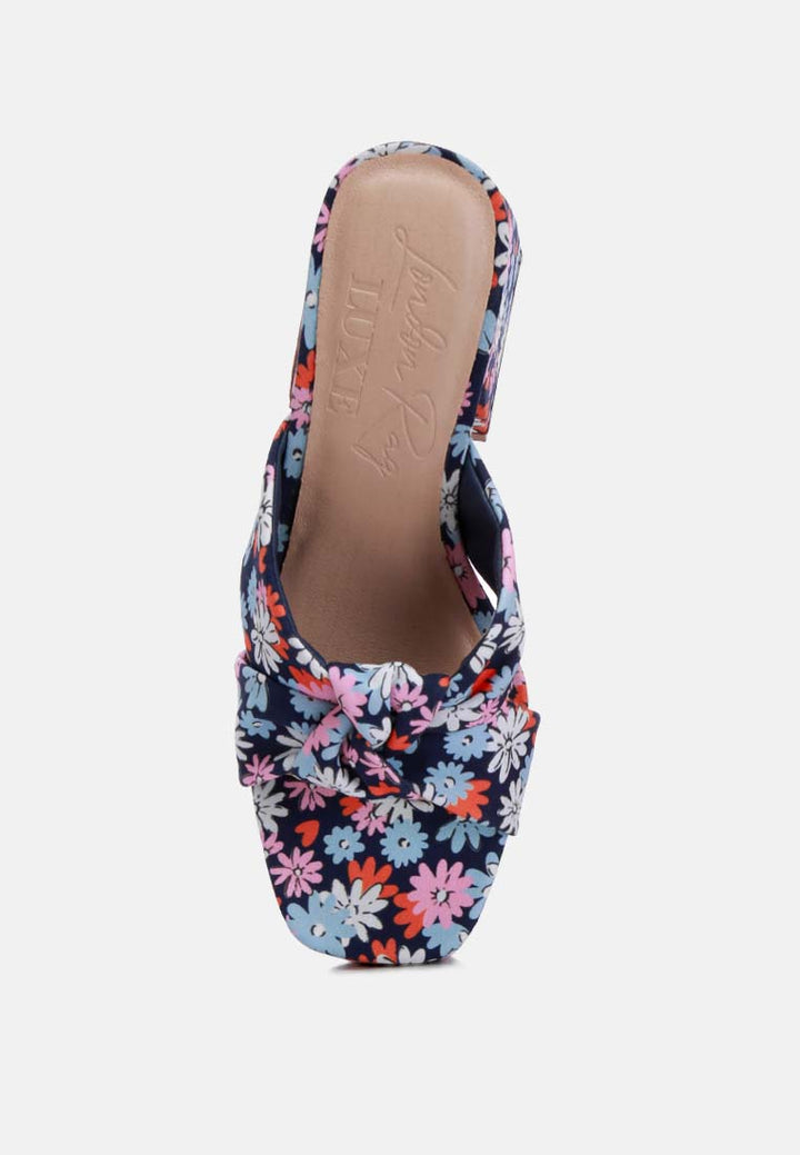 floral triangular block heel sandals#color_navy