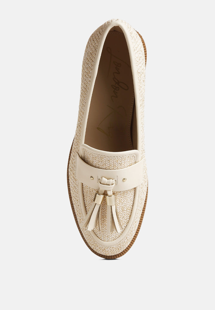 women tassle detail raffia loafers#color_cream