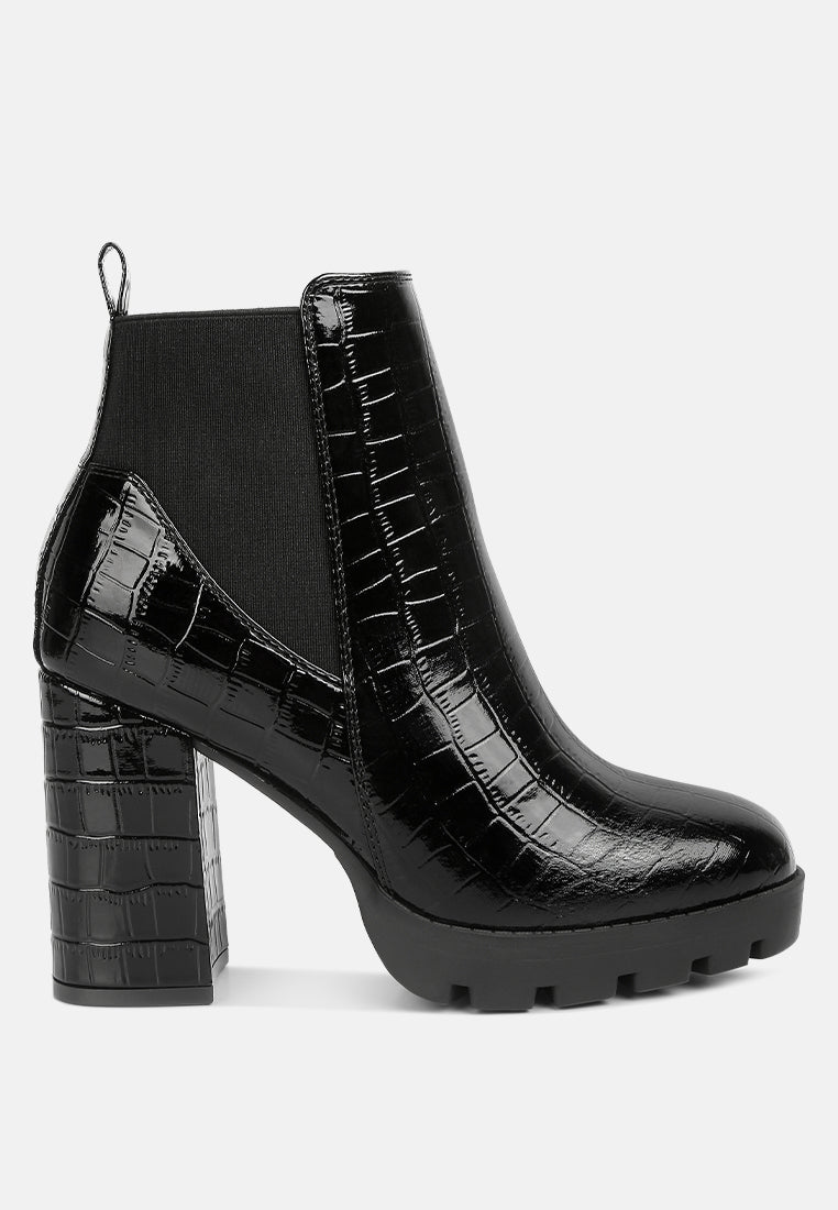 Women Croc Chelsea Boots#color_black