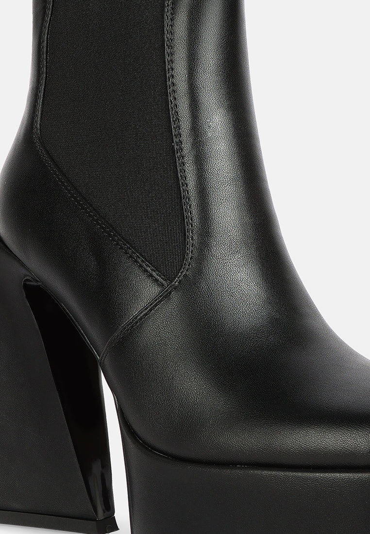 women high platform block heeled chelsea boot#color_black