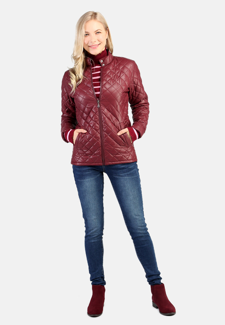 women puffer jacket with zip closure#color_burgundy