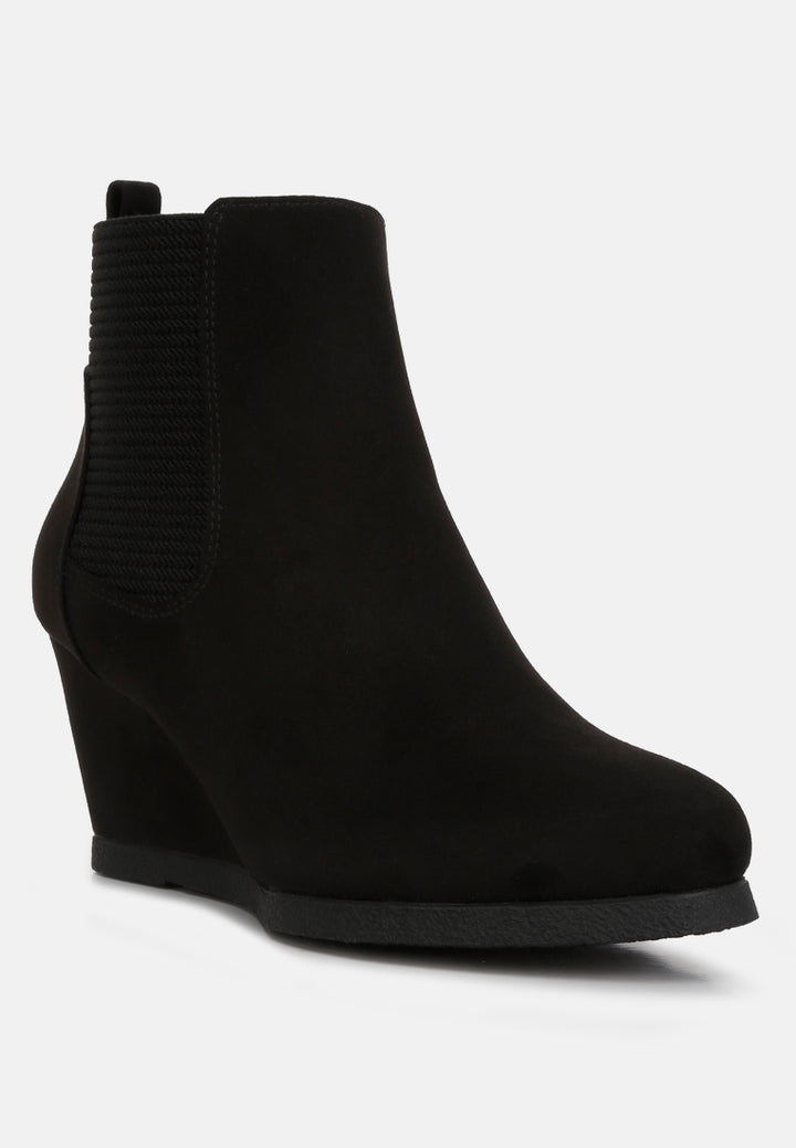 women wedge heel ankle length boots#color_black