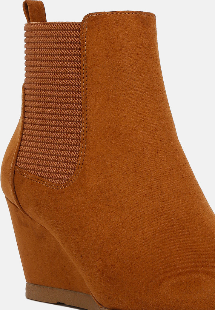 women wedge heel ankle length boots#color_tan
