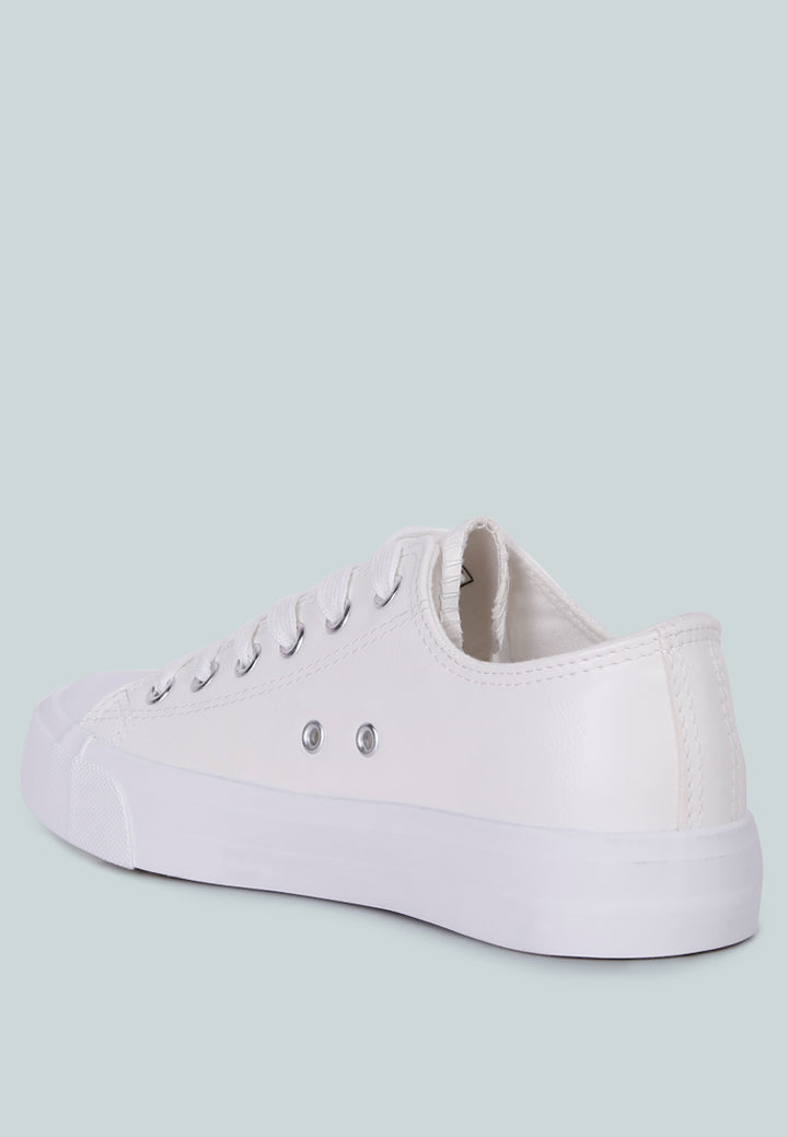 women white canvas sneakers#color_white