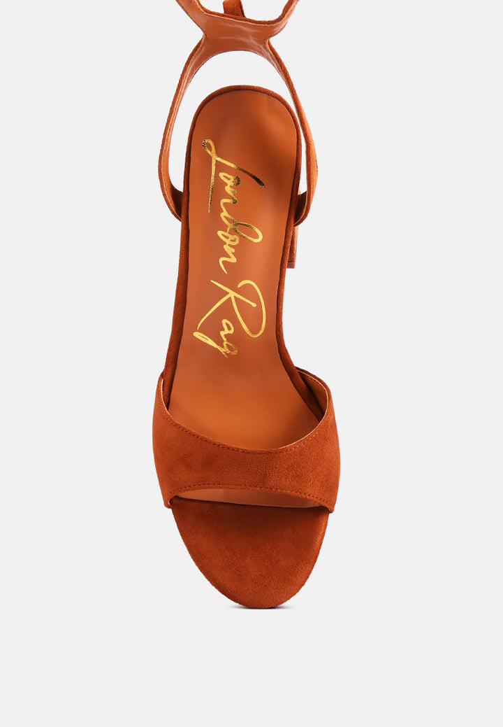 women chain detail tie up block heels#color_tan