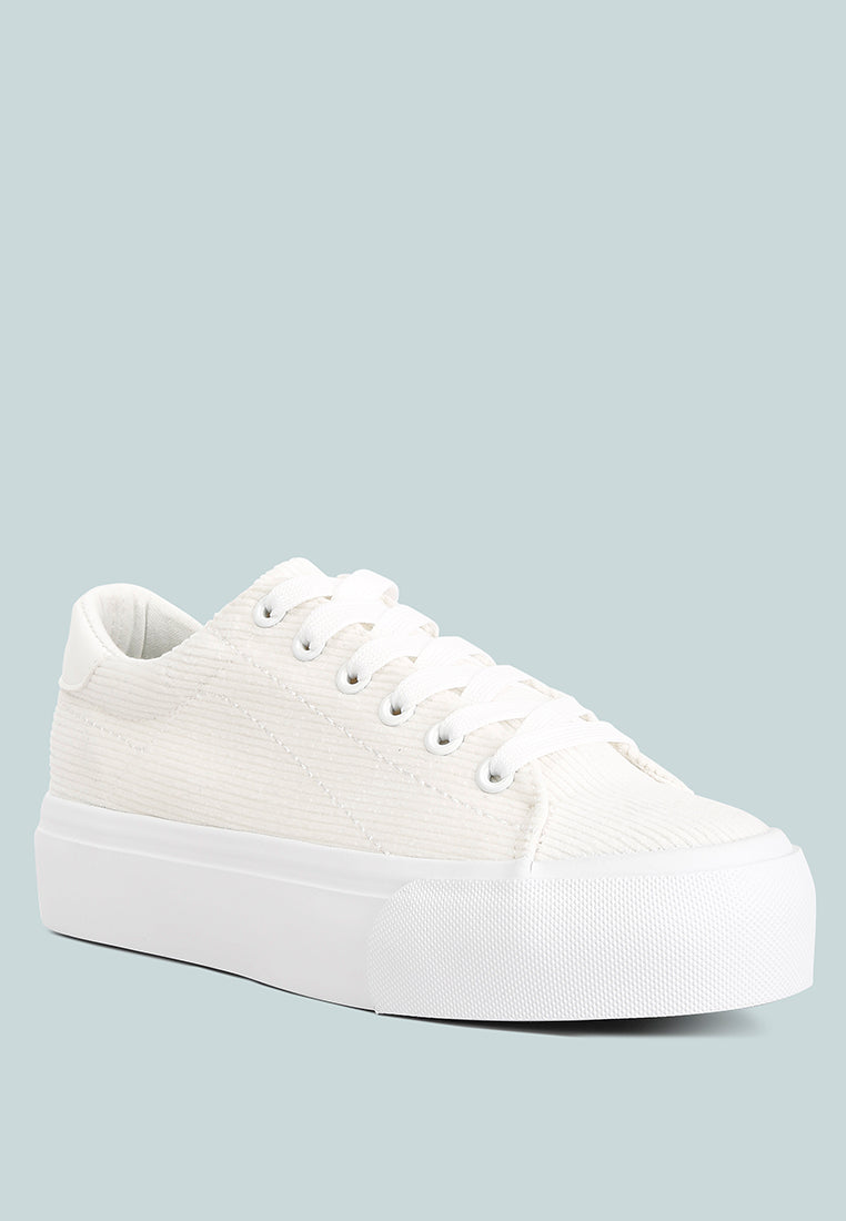 women hyra solid flatform canvas sneakers#color_white