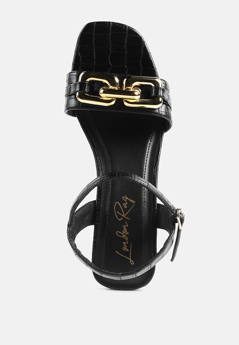 women clear low heel chain sandal#color_black