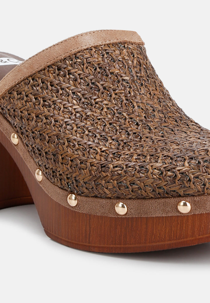 women raffia platform clogs#color_brown