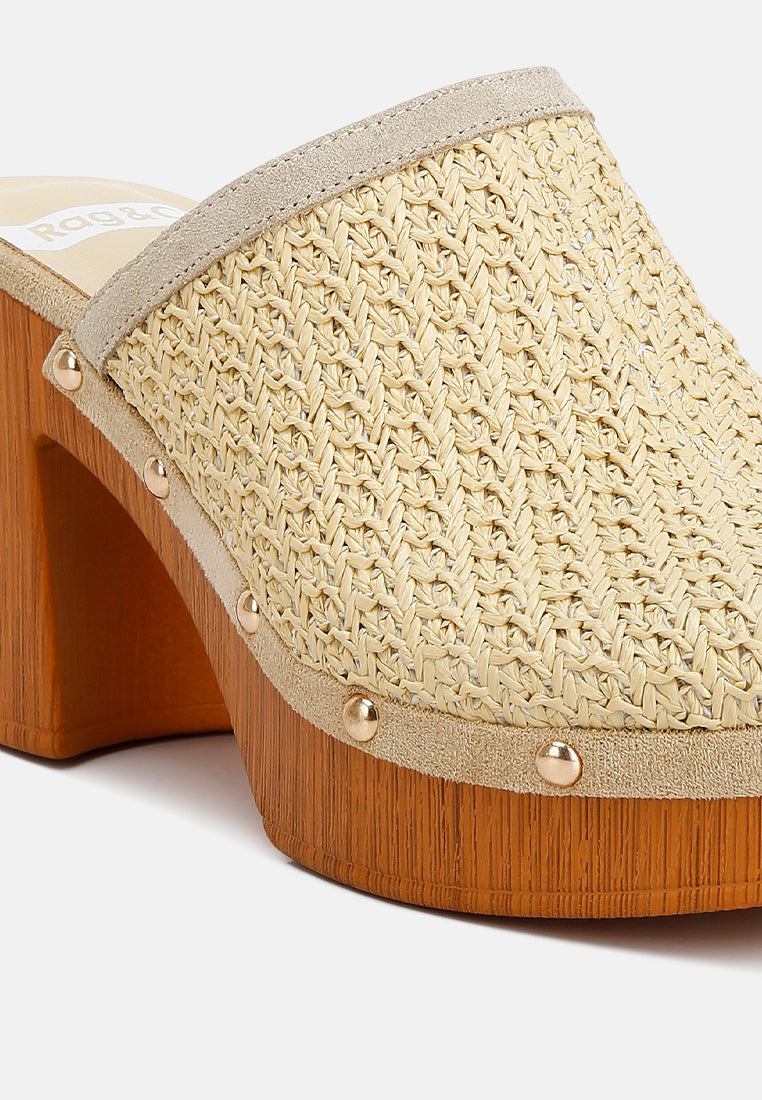 women raffia platform clogs#color_beige