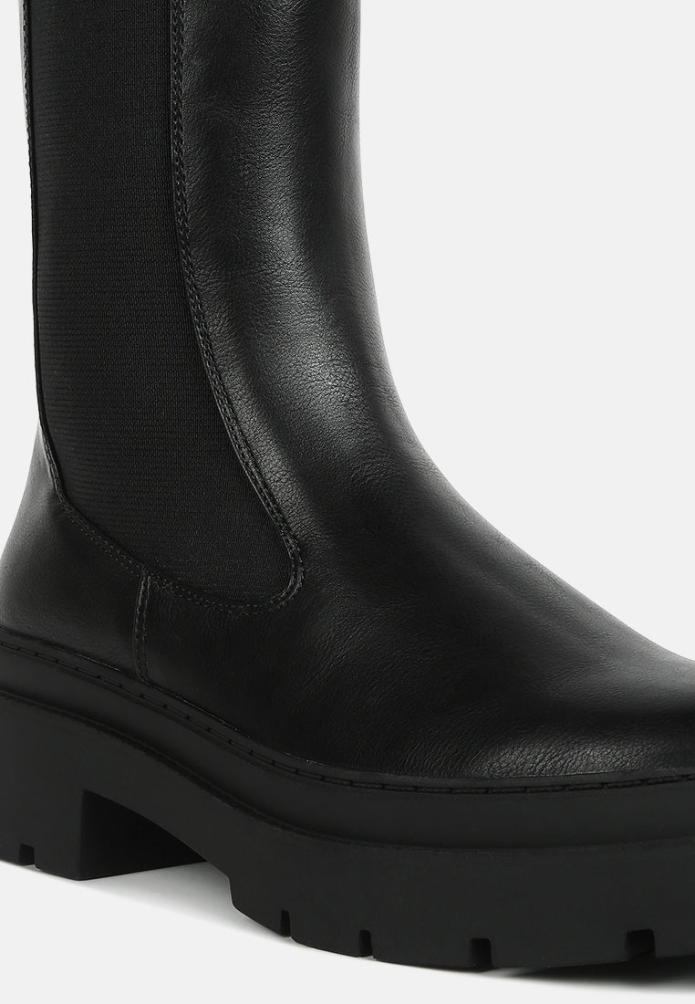 women elasticated gussets lug sole boots#color_black
