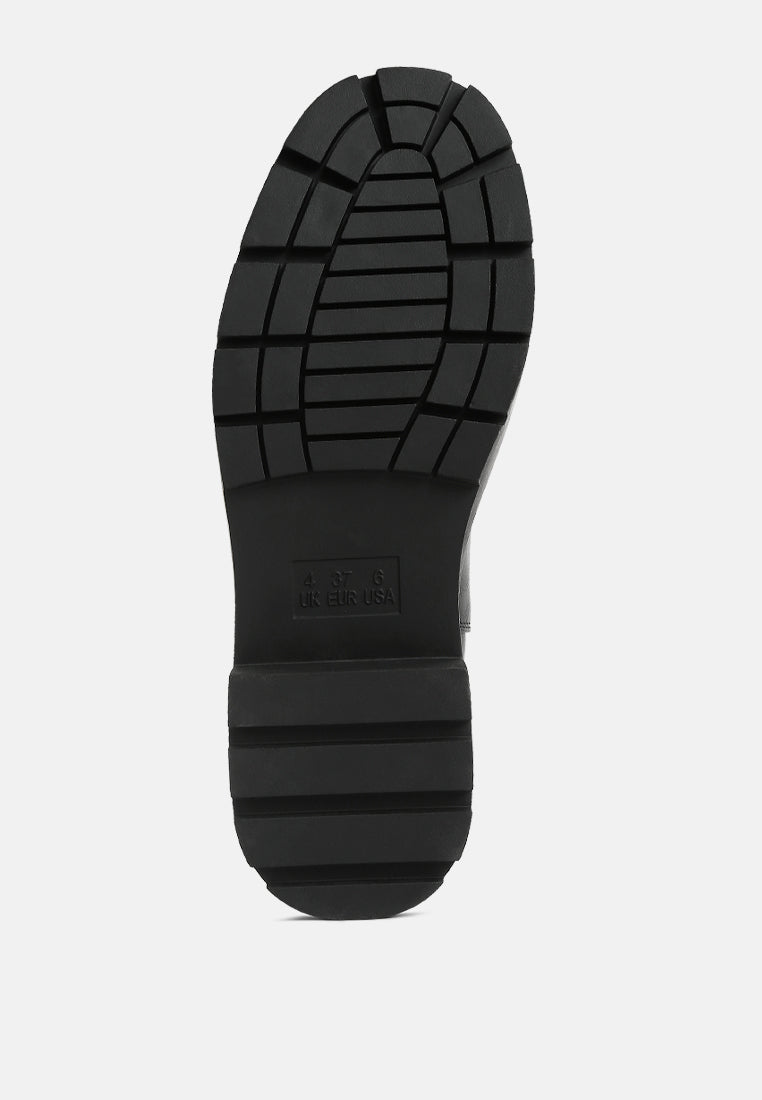 women black elasticated gussets lug sole boots#color_black