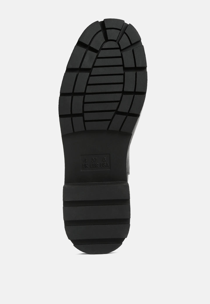 women black elasticated gussets lug sole boots#color_black