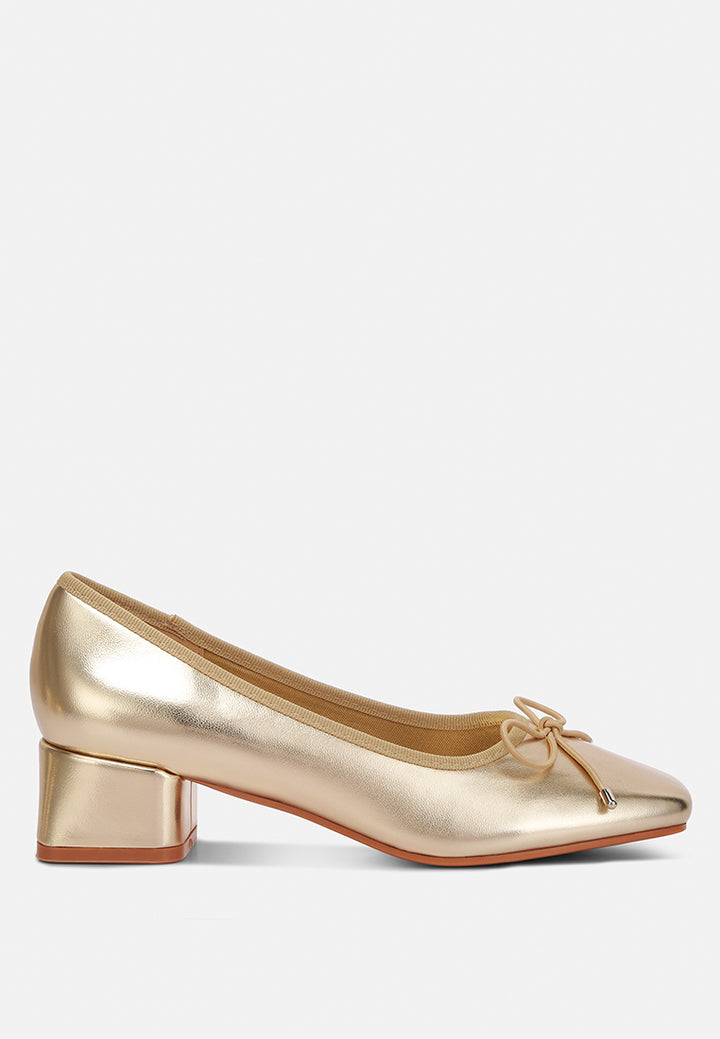 women metallic low block heel ballerinas#color_gold