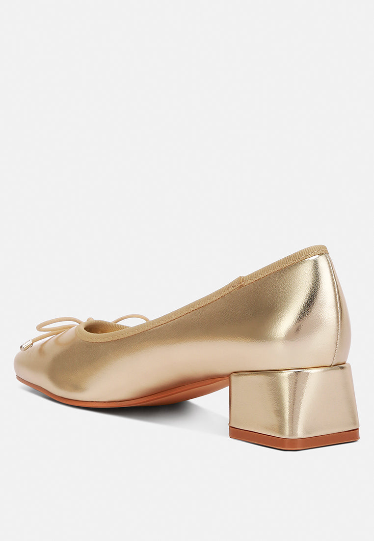 women metallic low block heel ballerinas#color_gold