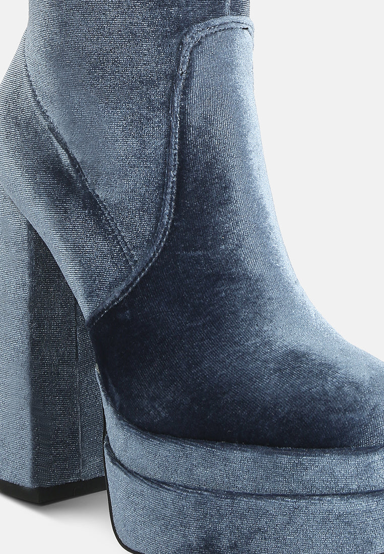 women lazuli high block heel velvet boot#color_blue