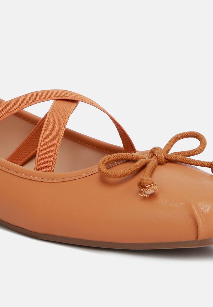women recycled faux leather ballet flats#color_tan
