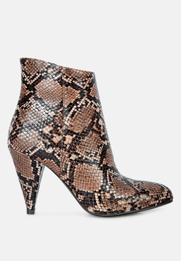 heeled ankle boots#color_tan