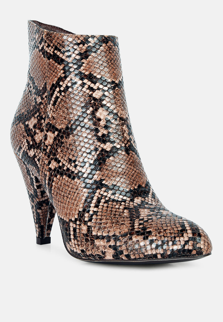 heeled ankle boots#color_tan