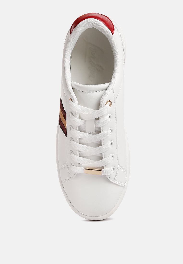 loyalty embroidery detail sneakers#color_white