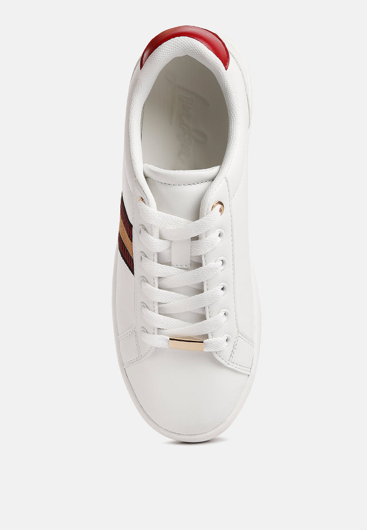 loyalty embroidery detail sneakers#color_white