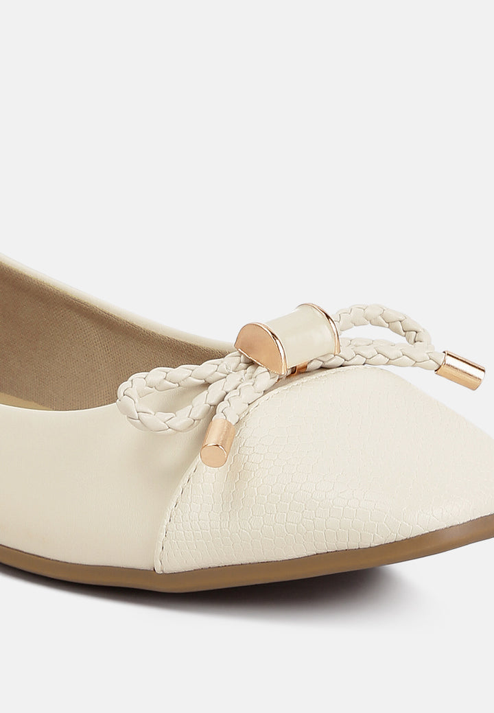 women metallic embellished flat ballerinas#color_off-white