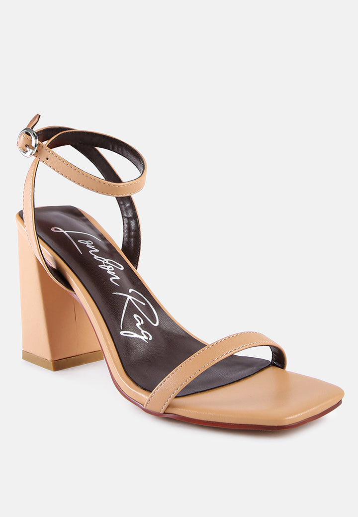 women square toe block heeled sandal#color_nude