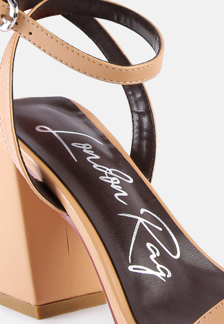 women square toe block heeled sandal#color_nude