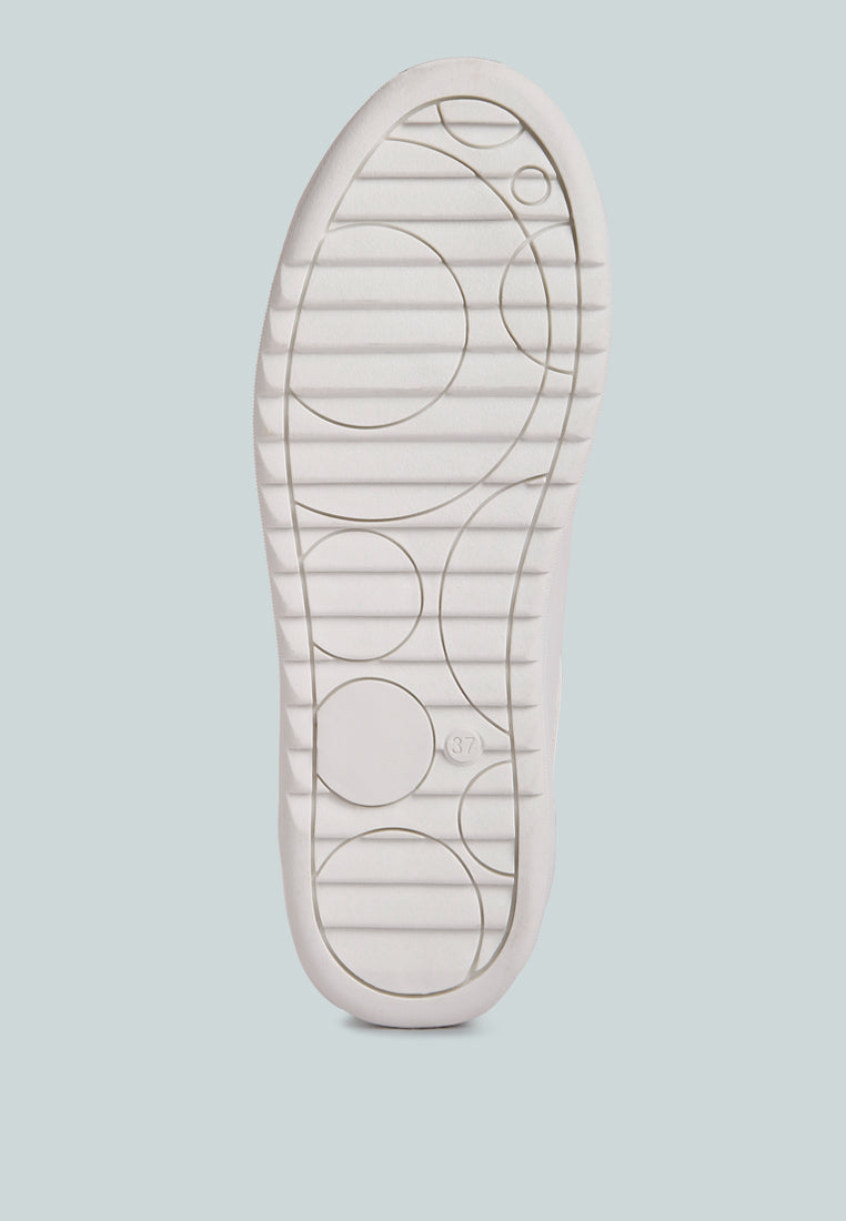 contrasting metallic sneakers#color_gold