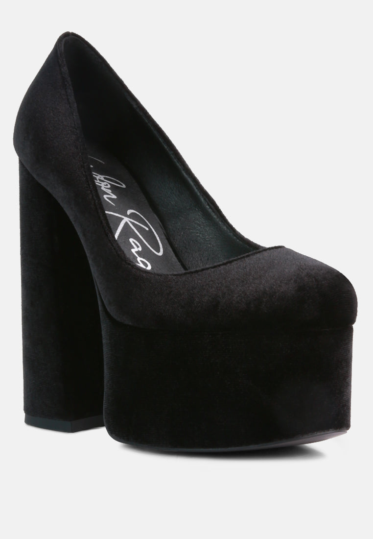 women black platform heel velvet pumps#color_black