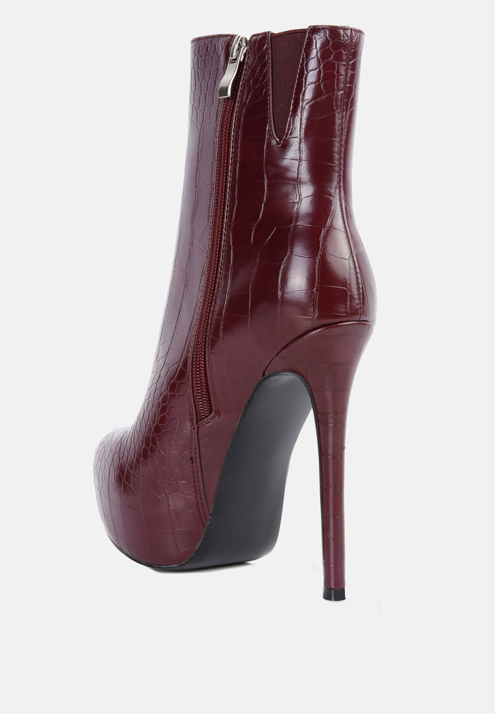 women high heeled croc pattern ankle boot#color_burgundy