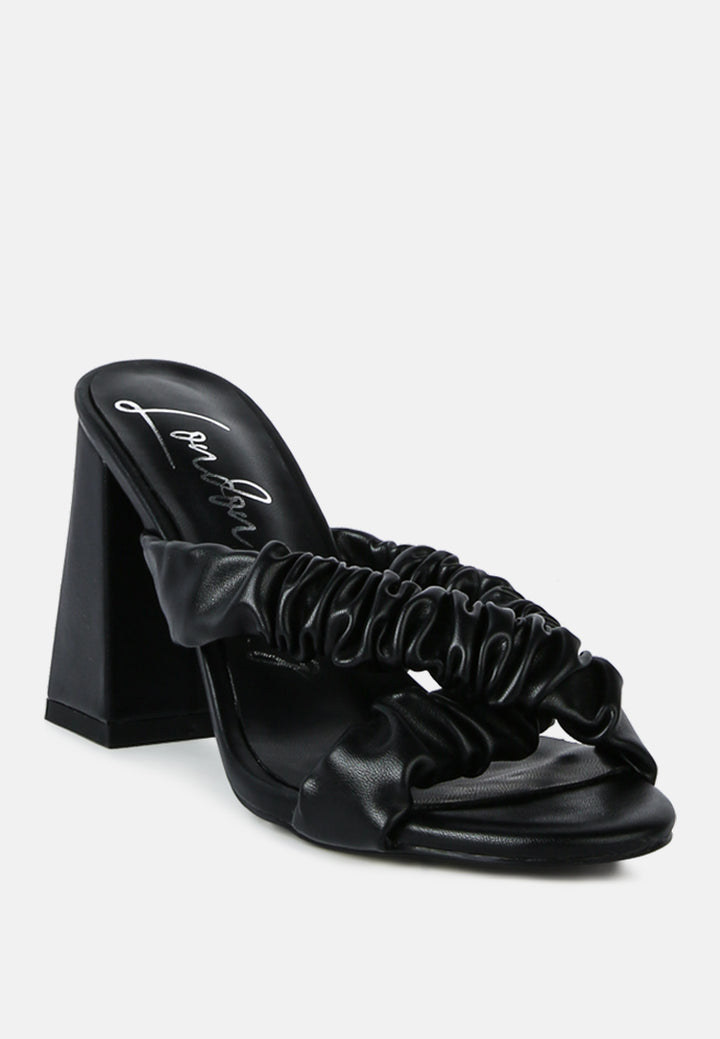 women strap block sandals#color_black