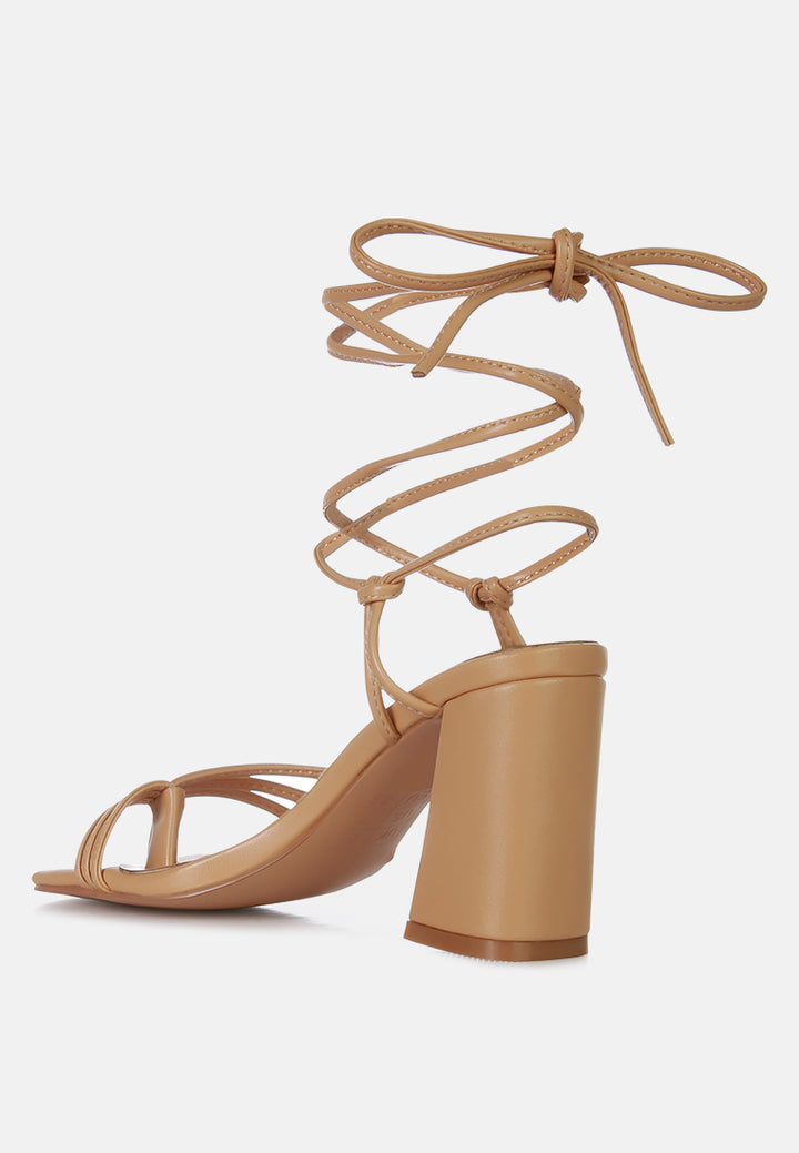 women toe ring tie up block sandals#color_nude