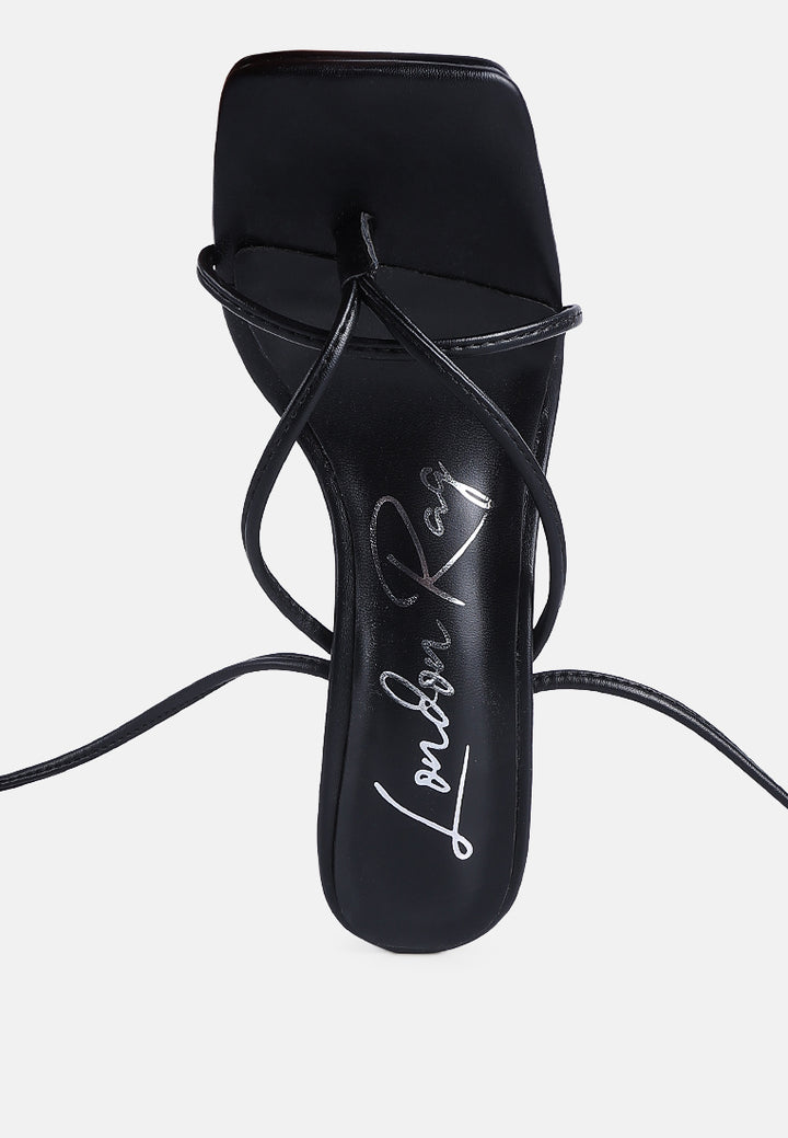 women lace up block heeled sandal#color_black