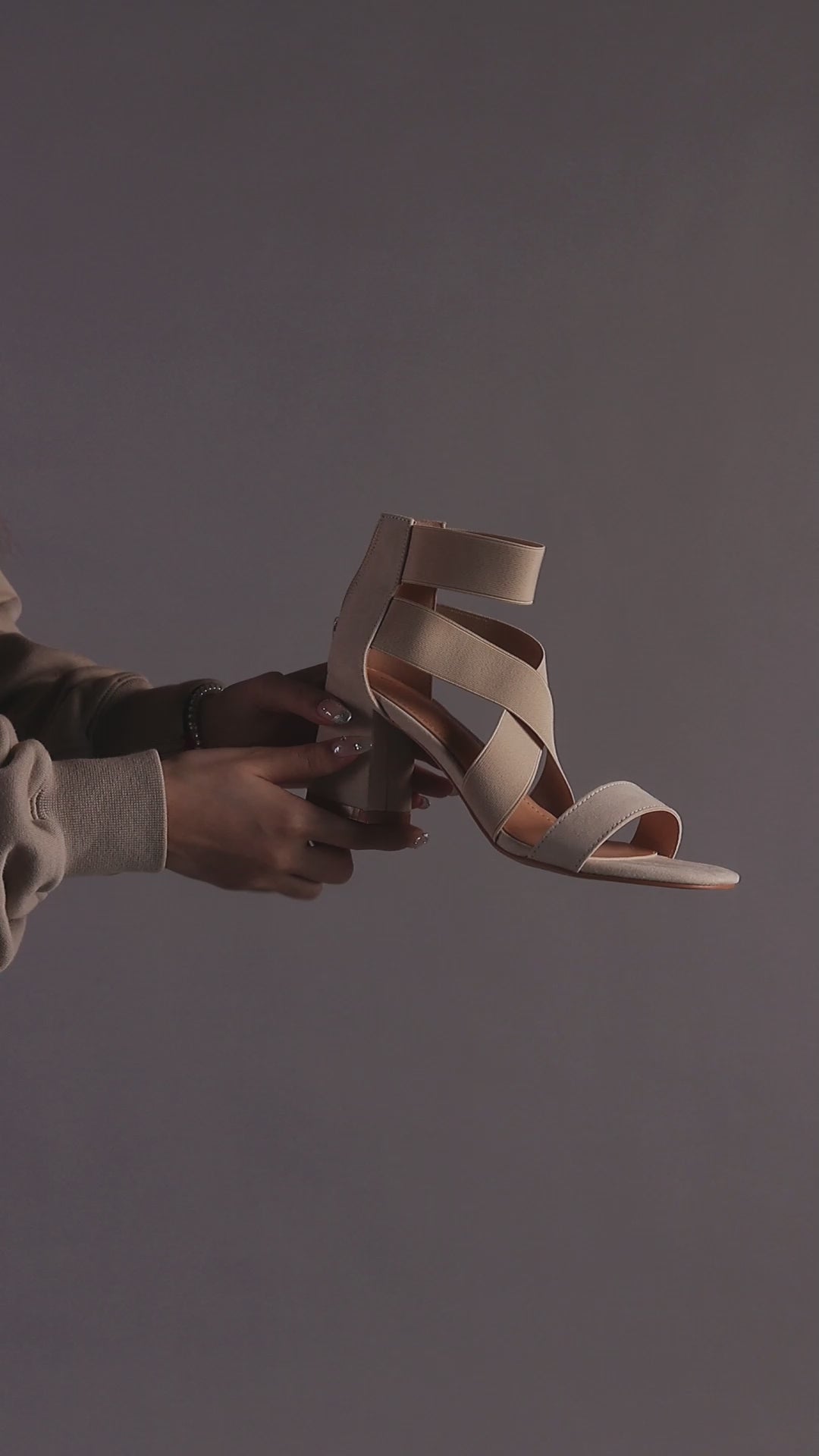 benicia elastic strappy block heel sandals#color_nude