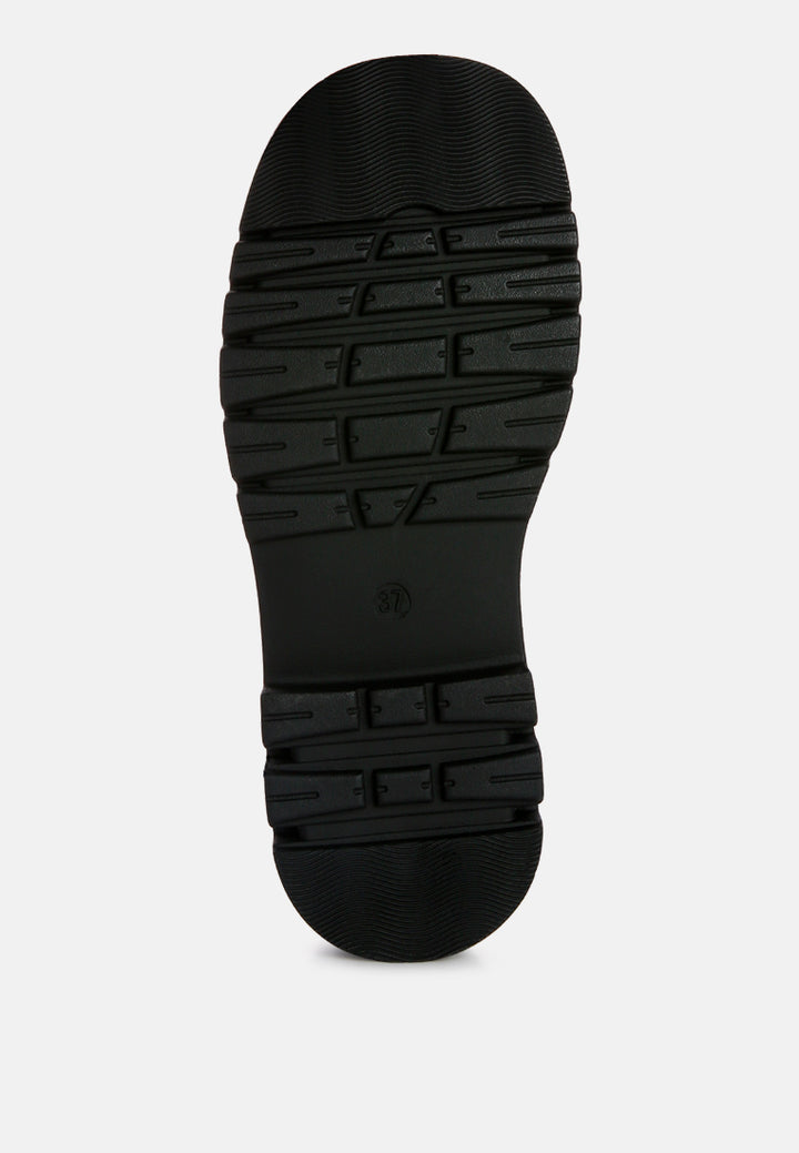 women knitted platform chunky boots#color_burgundy