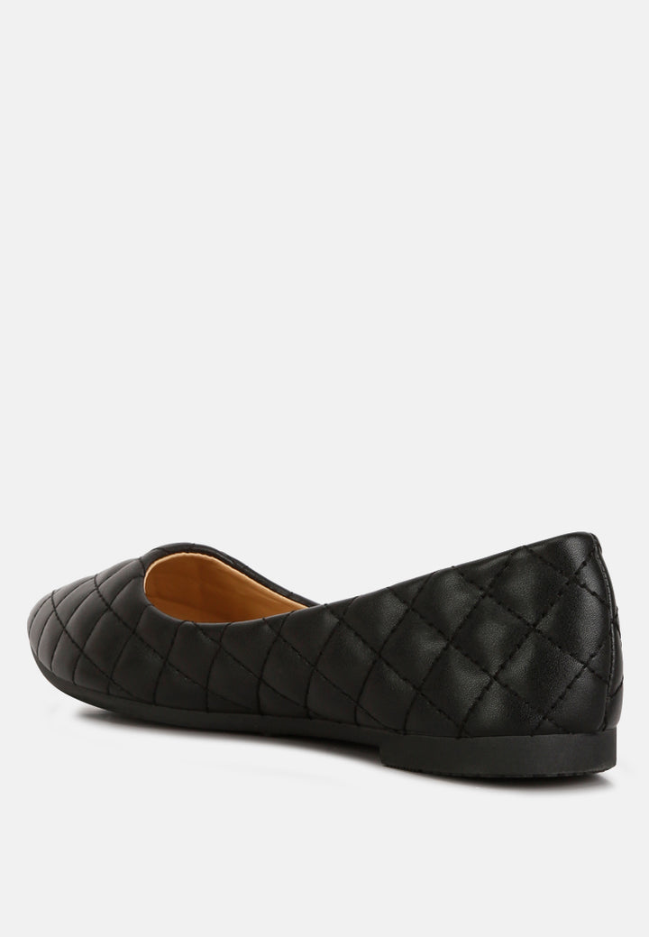 women quilted detail ballet flats#color_black