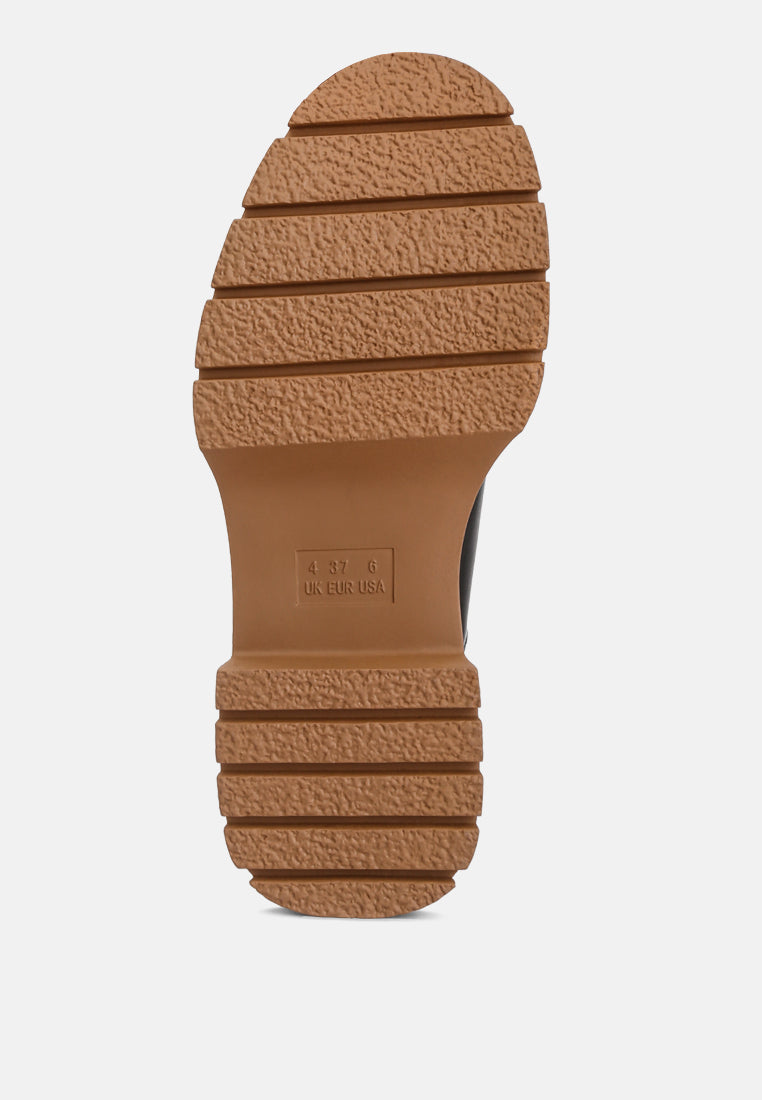 women high top chunky chelsea boots#color_black