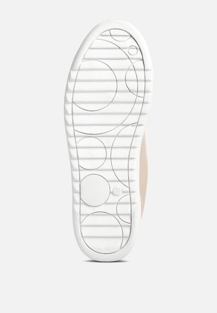 women faux leather sneakers#color_tan