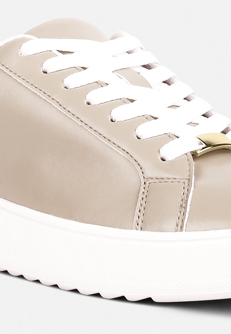 women faux leather sneakers#color_tan