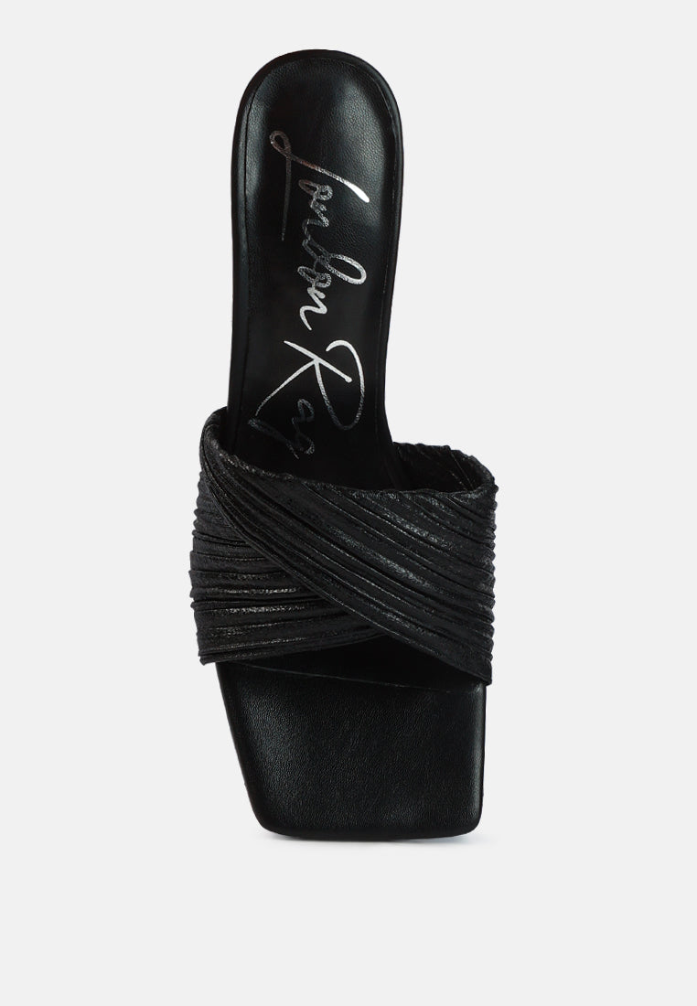 women crinkled high heeled block sandals#color_black