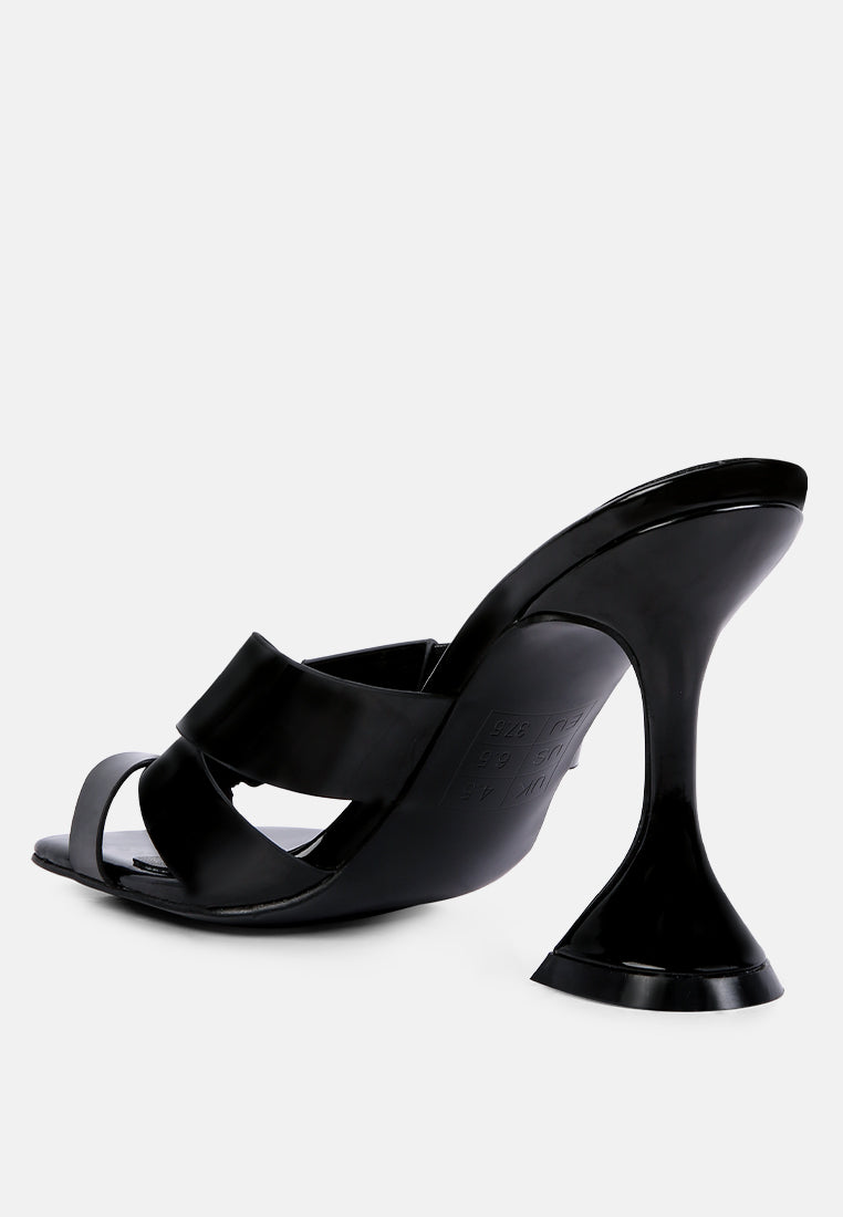 women intertwined toe ring heeled sandals#color_black