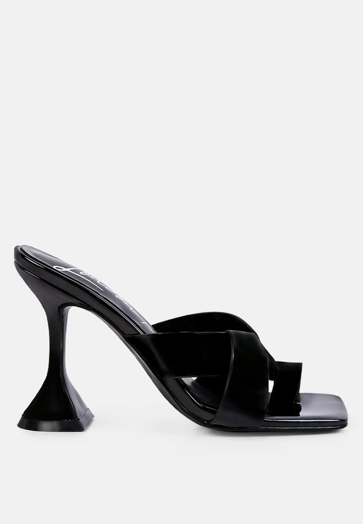 women intertwined toe ring heeled sandals#color_black