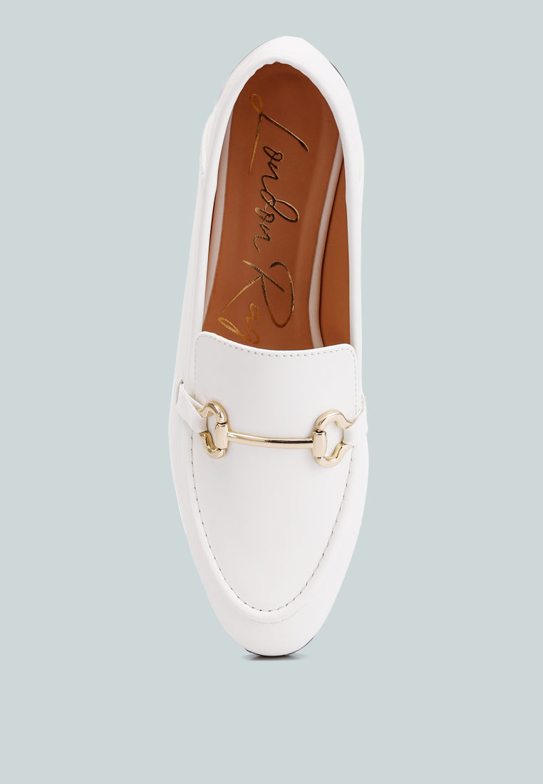 women horsebit embellished faux leather loafers#color_white