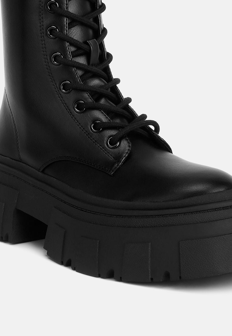 women combat chunky boots#color_black