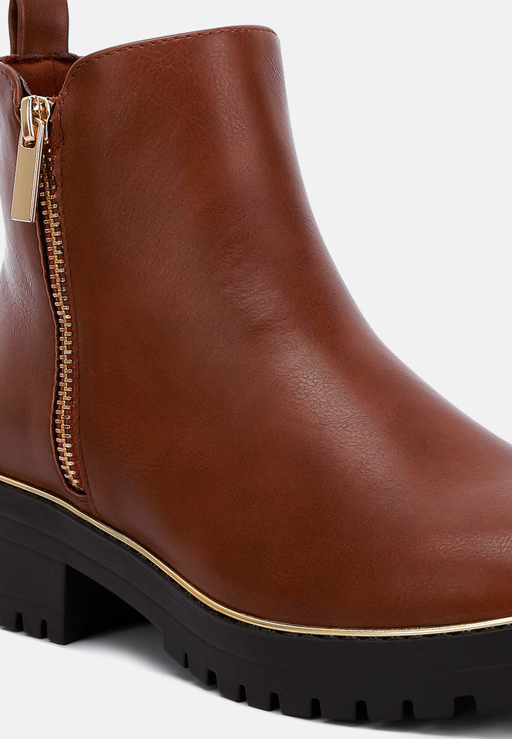 women metallic frame block heel boots#color_tan