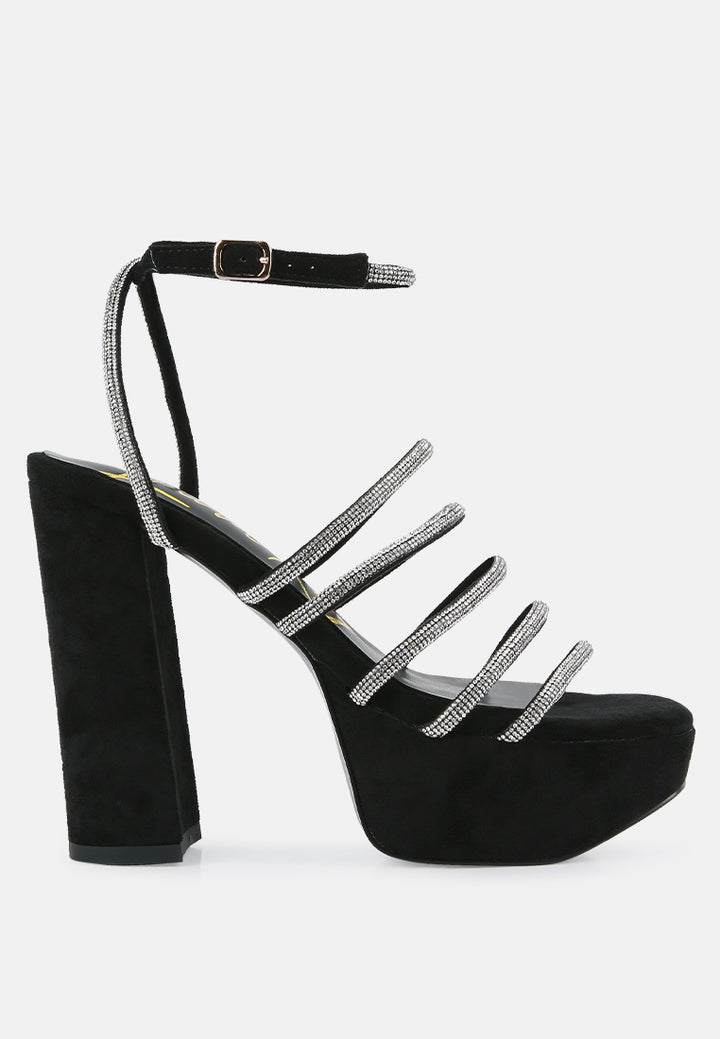 women high block heeled sandals#color_black